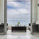Bright 3br With Sea Views In By Buena Vista * Sliema