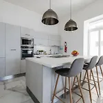 Bright 3br With Sea Views In By Buena Vista Lägenhet Sliema