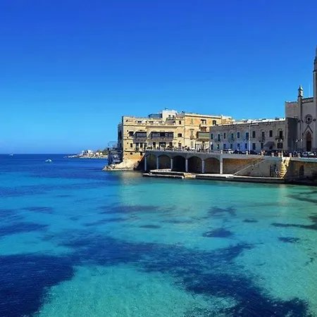 Apartment Bright 3br With Sea Views In *