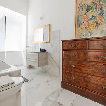 Lejlighed Bright 3br With Sea Views In By Buena Vista *